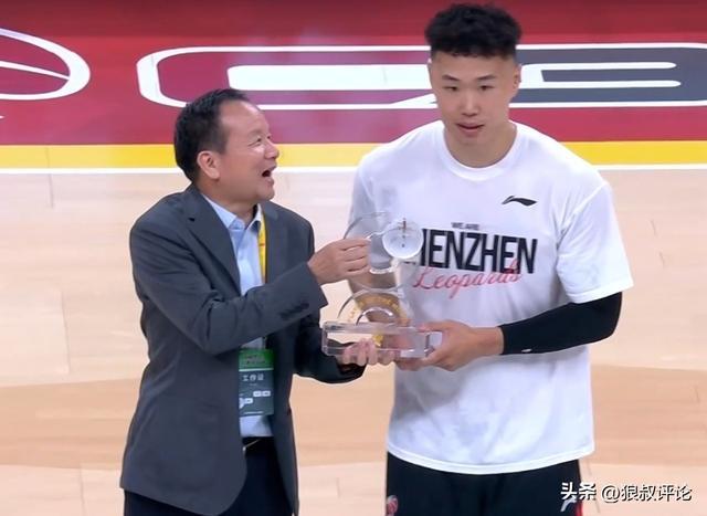 kaiyun sports-MVP没有水货！贺希宁爆砍32分捍卫主场 末节决战独揽10分压制浙江